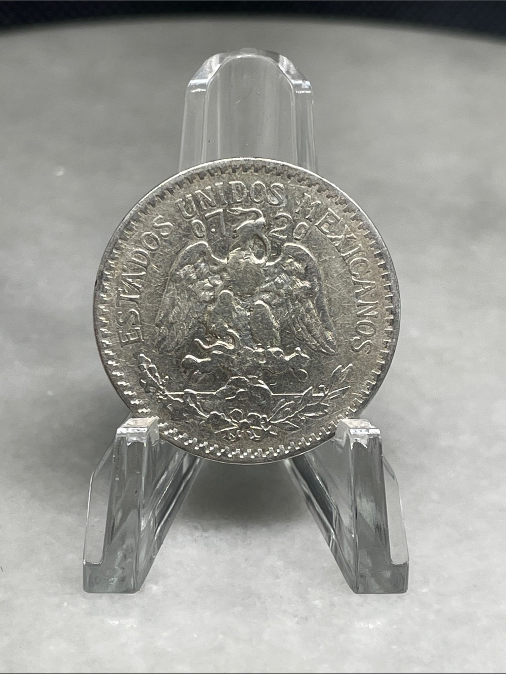 🇲🇽 1925 50 Centavos Uncirculated .720 Silver content.